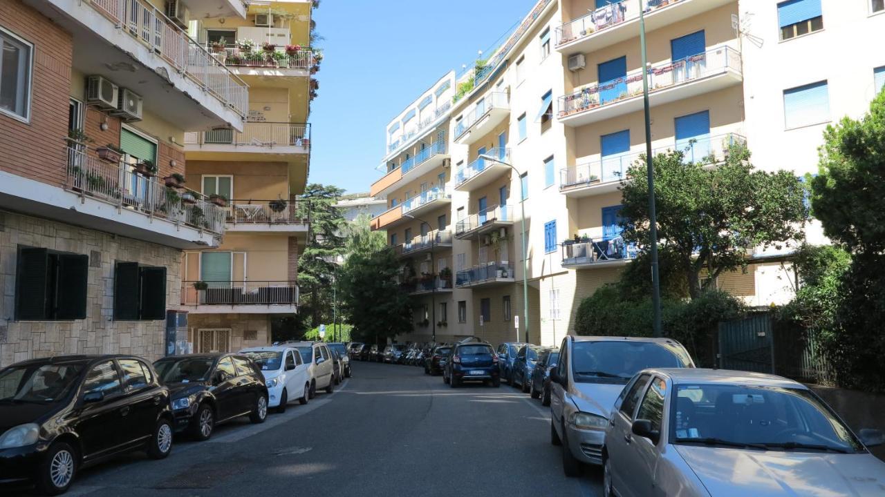 Pretty Panoramic Apartment - Half Way Center-Vomero District 那不勒斯 外观 照片